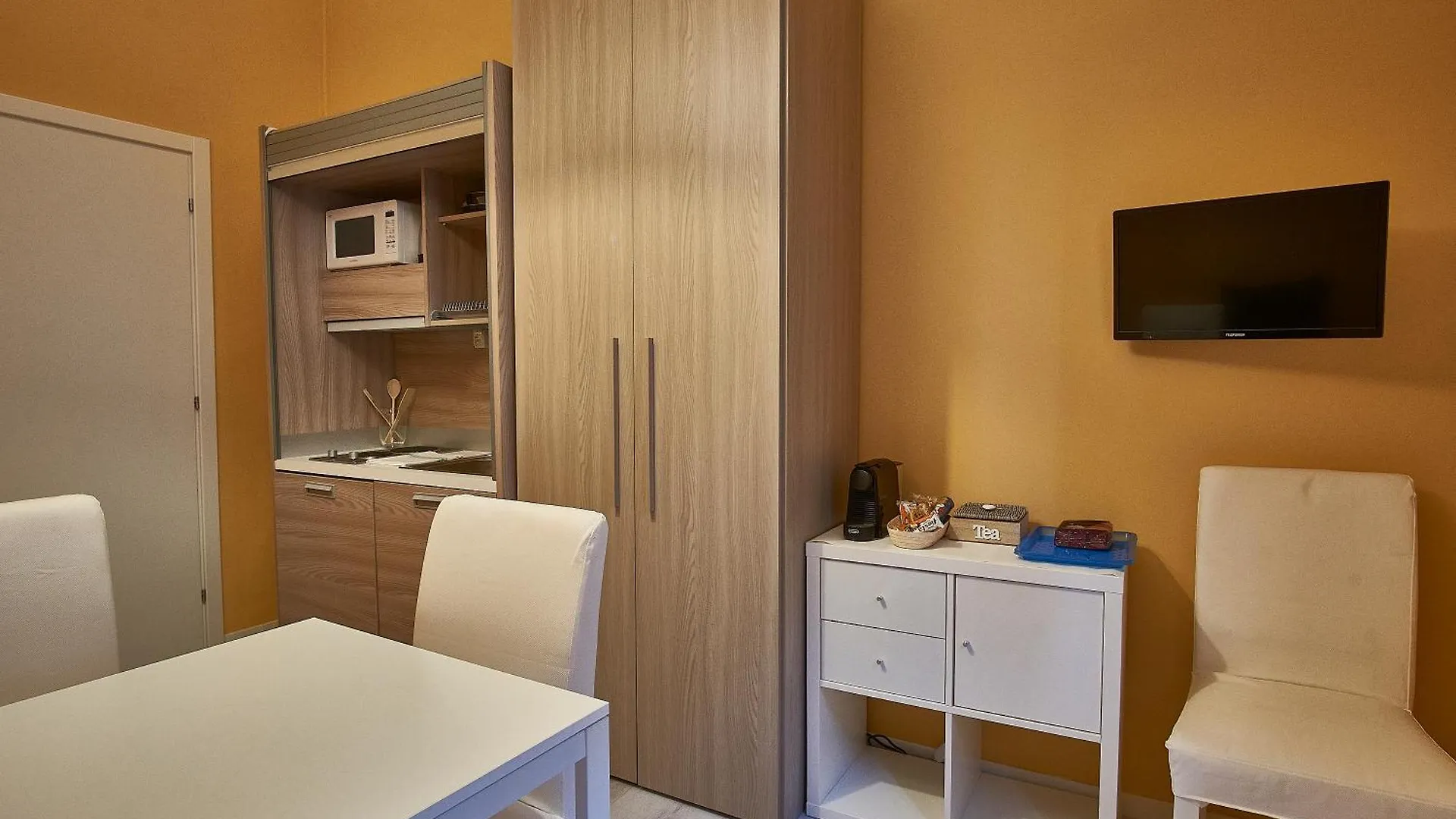 Cuore Di Bologna Suites 0*,  Italy