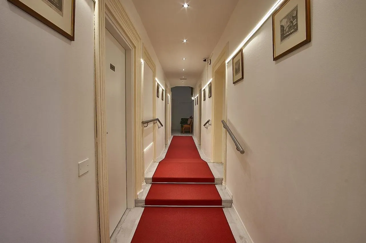 Cuore Di Bologna Suites Italia